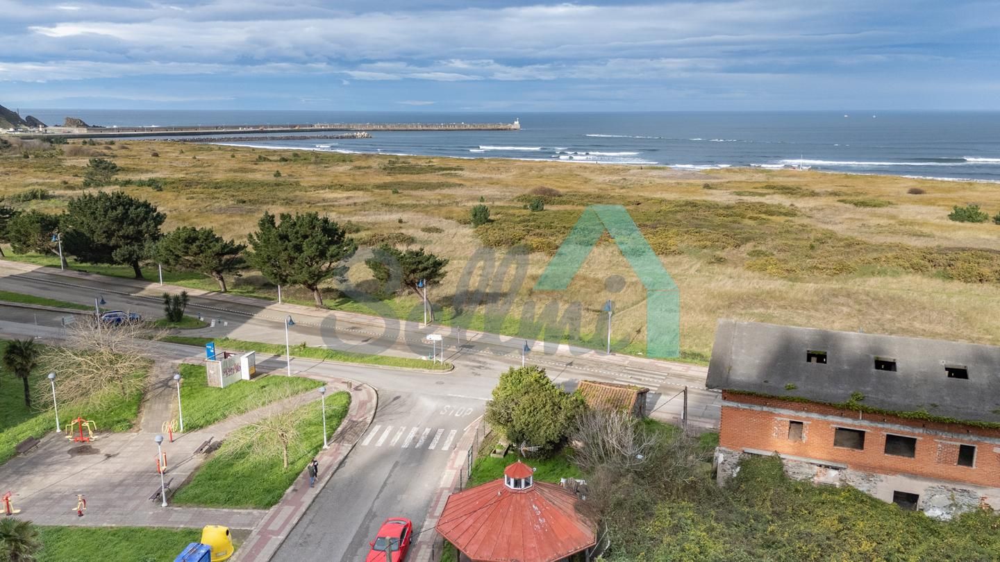 Exterior view of House or chalet for sale in Soto del Barco  with Private garden