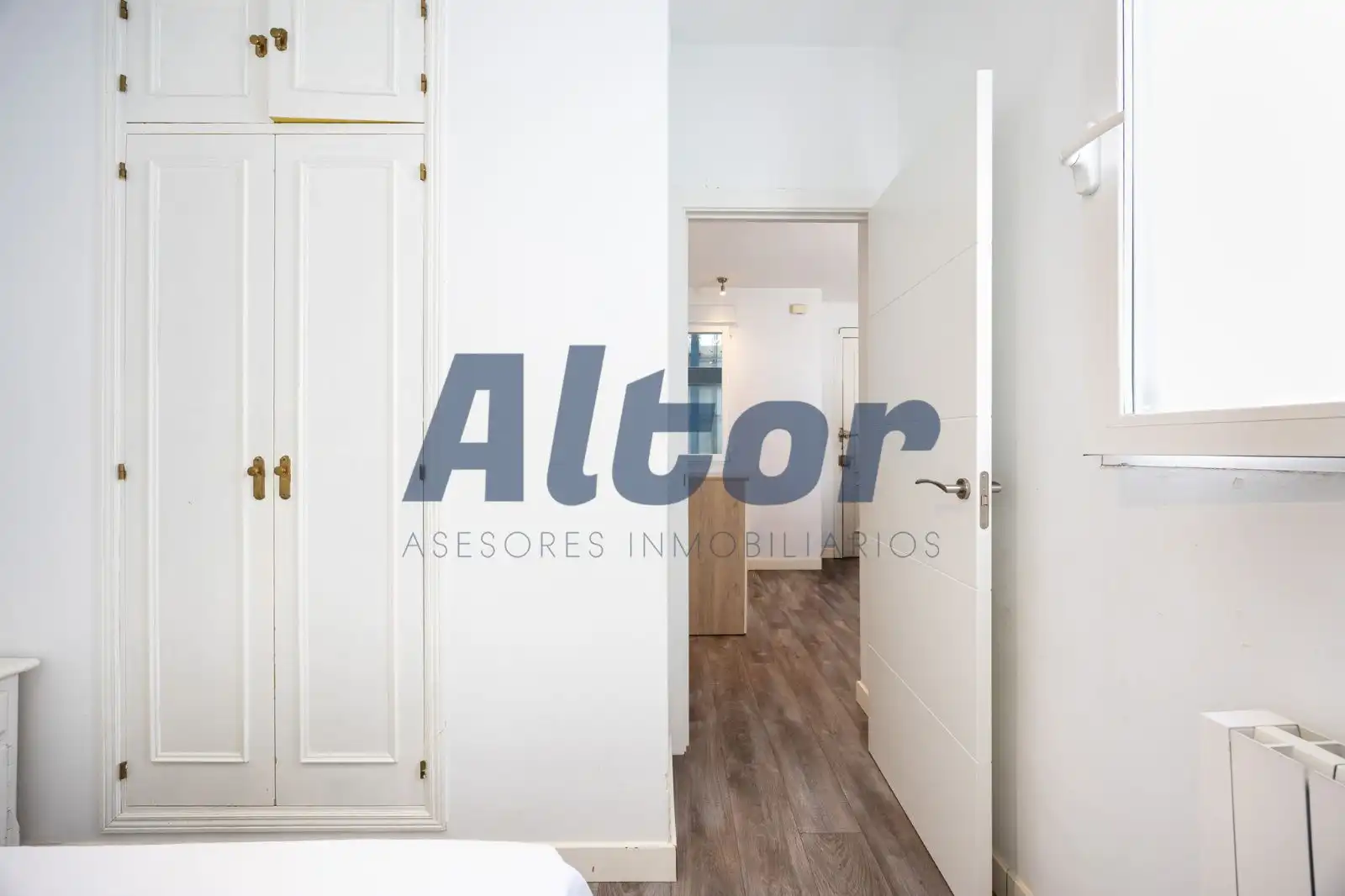 Habitación de Piso en venta en Madrid con Aire acondicionado y Calefacción