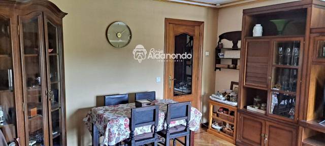 Piso en Alquiler en Ribera del puente en Universidad - Tenerías