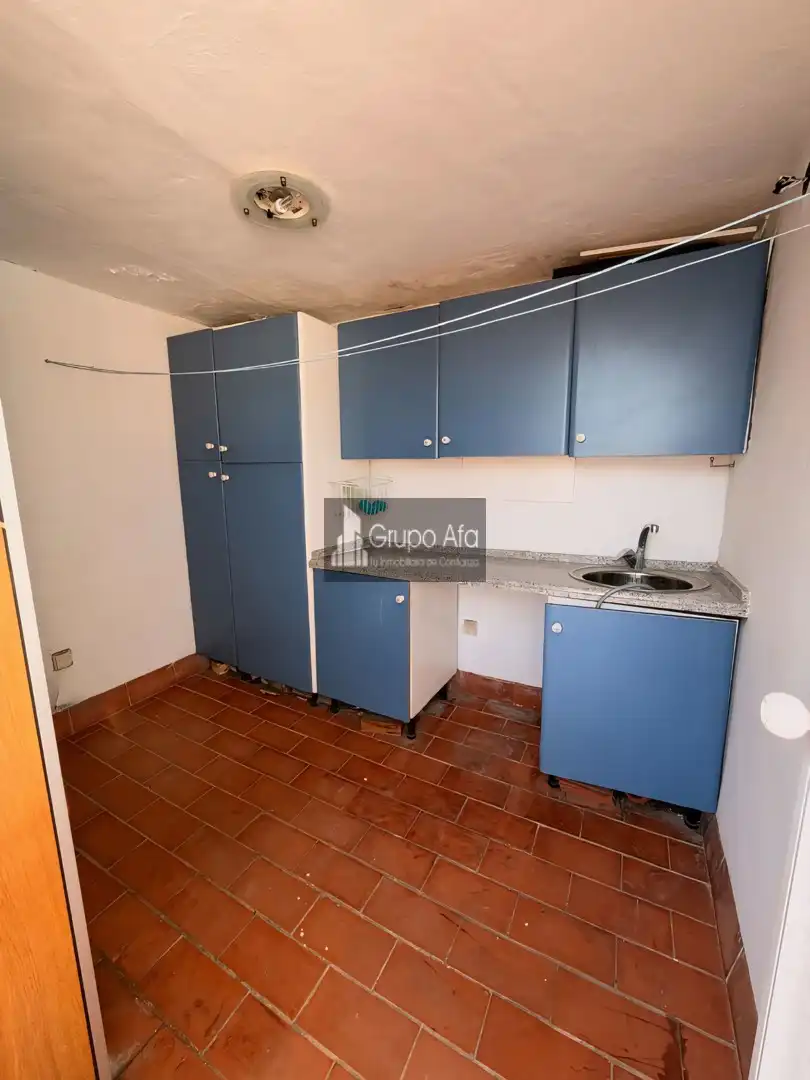 Cuina de Casa adosada en venda en Centro