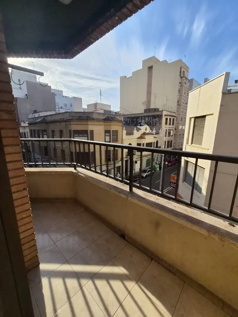 Terrasse von Wohnung zum Verkauf in Castellón de la Plana / Castelló de la Plana mit Ofen und Balkon