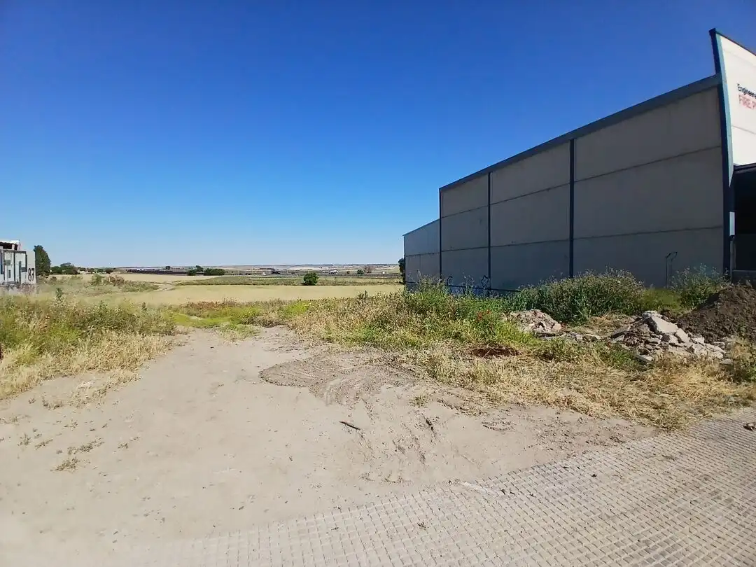 Terreno industrial en venta en Yuncos