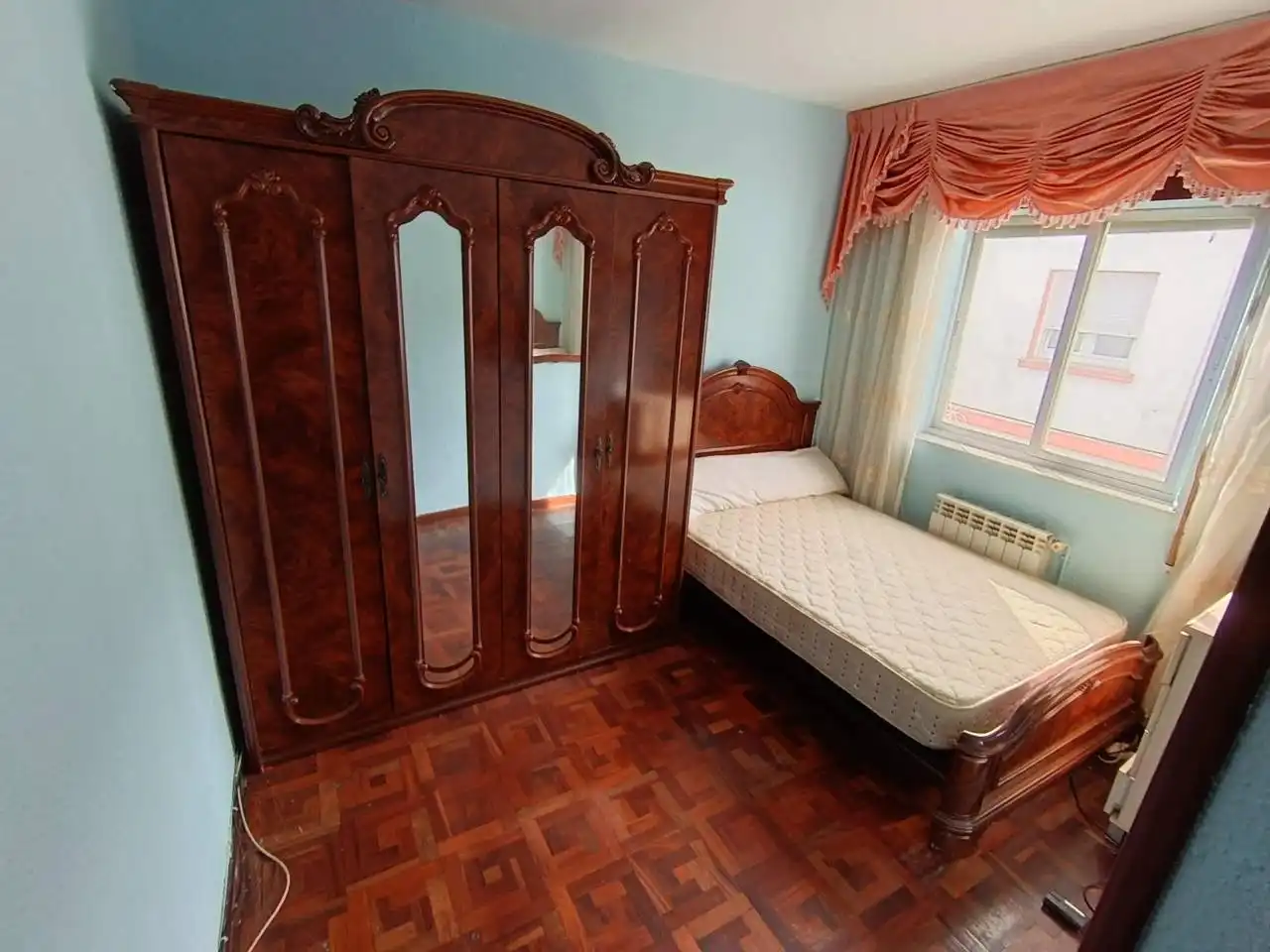 Bedroom of Flat for sale in Torrelavega   with Heating and Parquet flooring