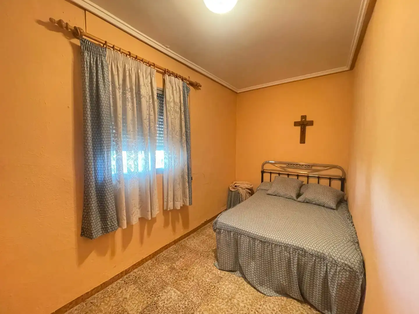 Schlafzimmer von Haus oder Chalet zum Verkauf in Turís mit Privatgarten, Terrasse und Abstellraum
