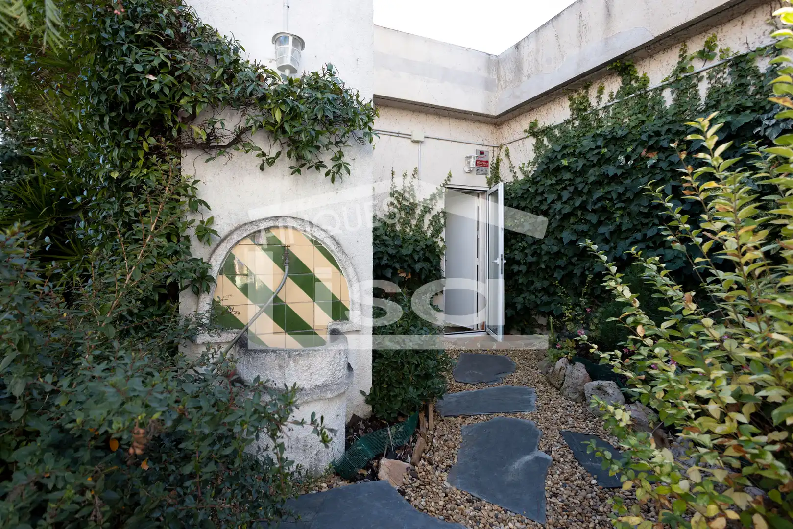 Vista exterior de Dúplex en venda en Barcelona amb Aire condicionat, Jardí privat i Terrassa