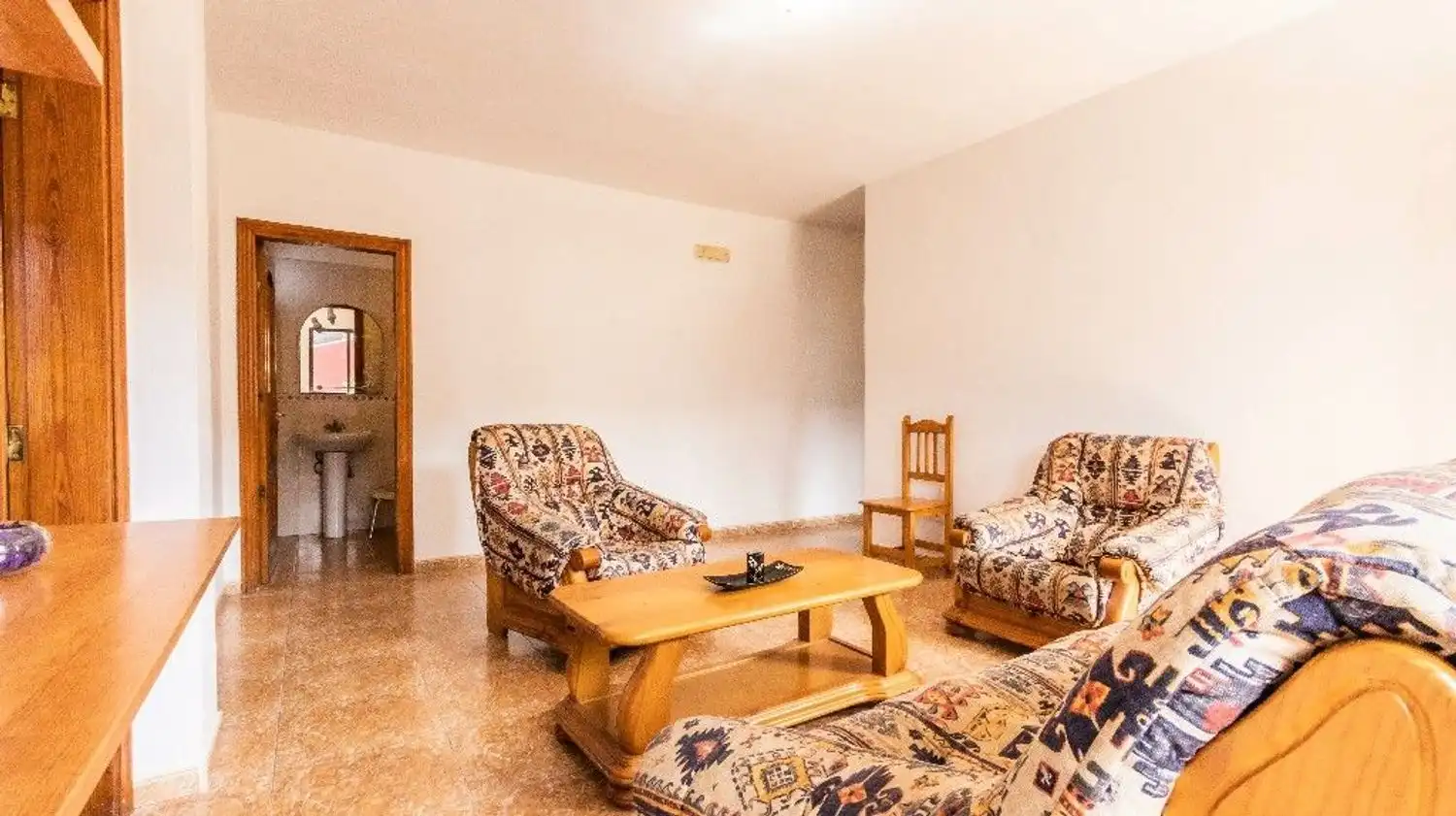 Buildings for sale in Avenida Príncipes de España, El Tanque