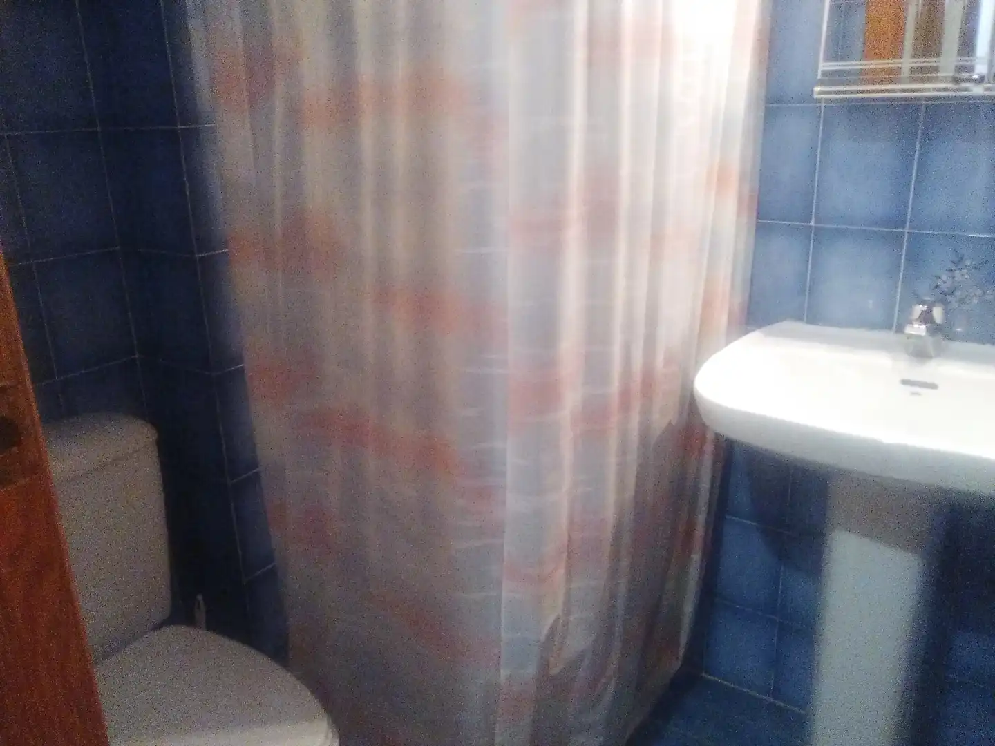 Baño de Apartamento de alquiler en Cullera con Terraza, Amueblado y Horno