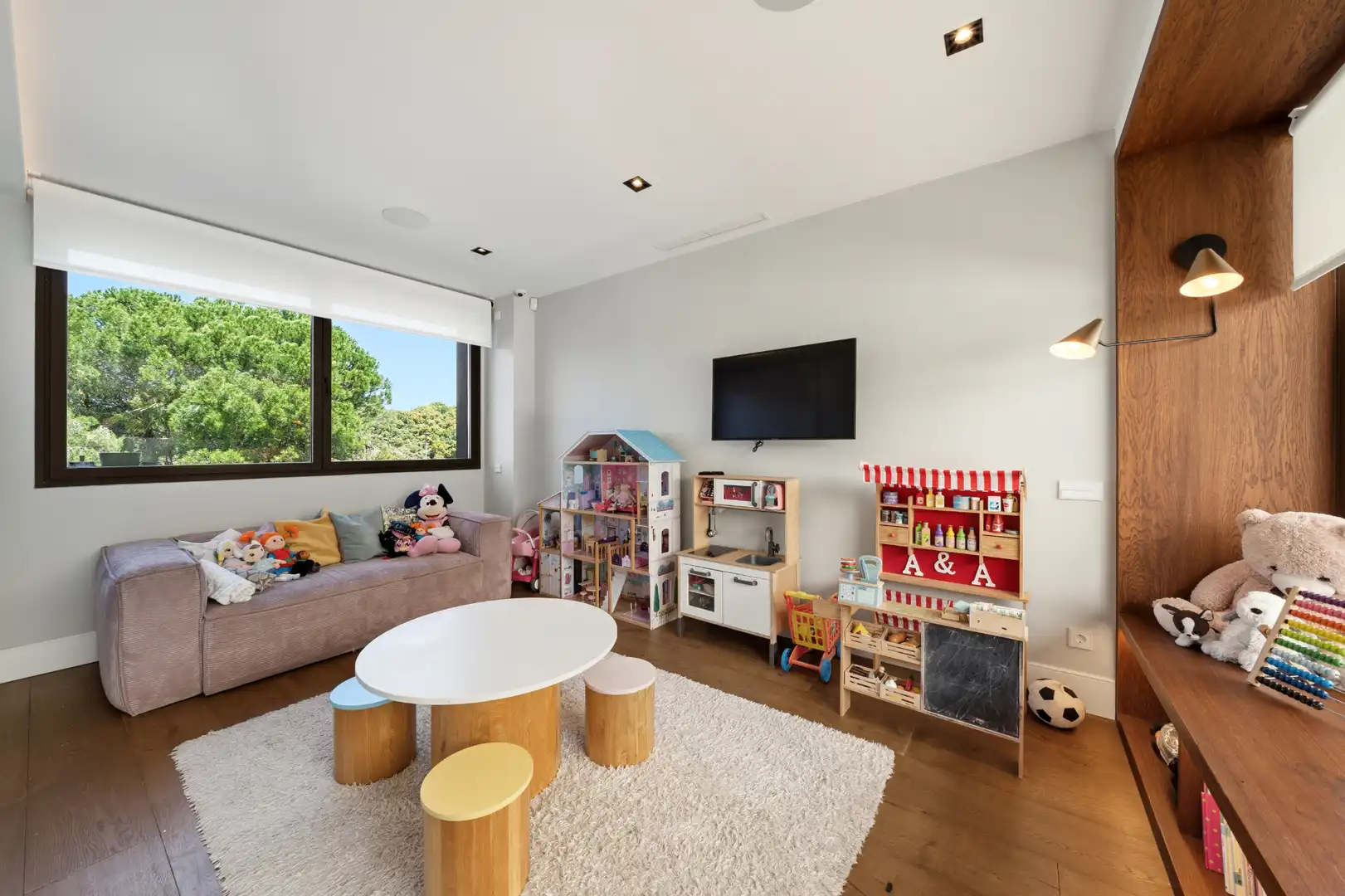 Sala de estar de Casa o chalet en venta en Las Rozas de Madrid con Aire acondicionado, Calefacción y Jardín privado