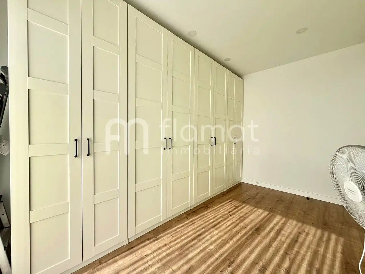 Schlafzimmer von Dachboden zum Verkauf in Malgrat de Mar mit Klimaanlage und Terrasse
