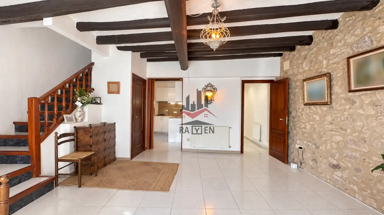 Finca rústica en venta en Terrades con Calefacción y Jardín privado