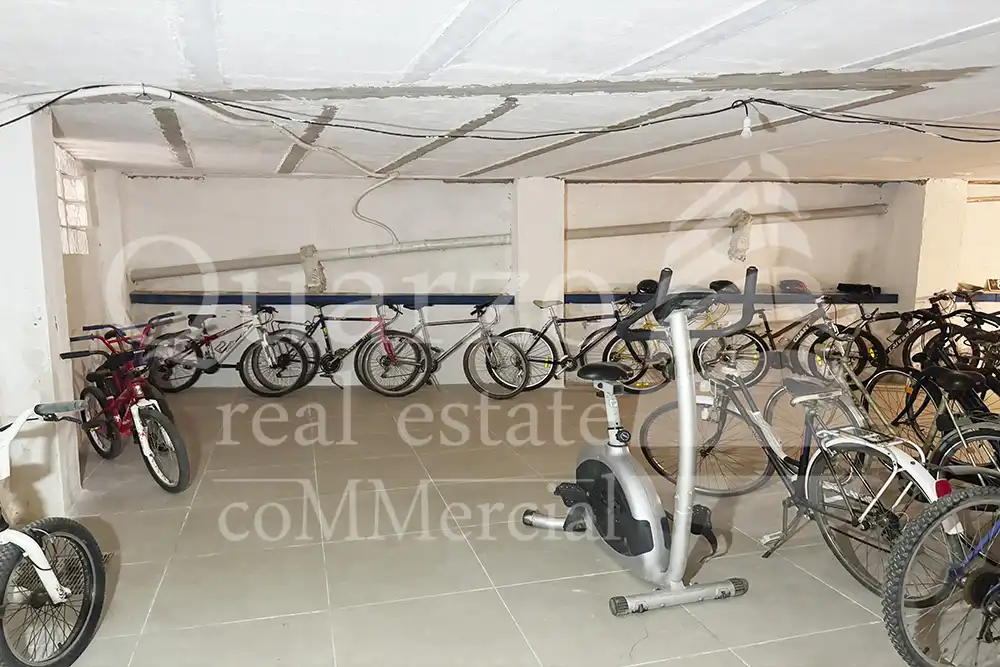Parking de Local en venta en Pego con Calefacción y Amueblado