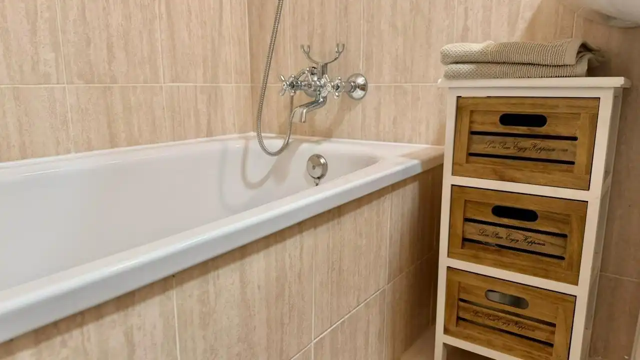 Bathroom of Apartments for rent in Villajoyosa / La Vila Joiosa  with Heating