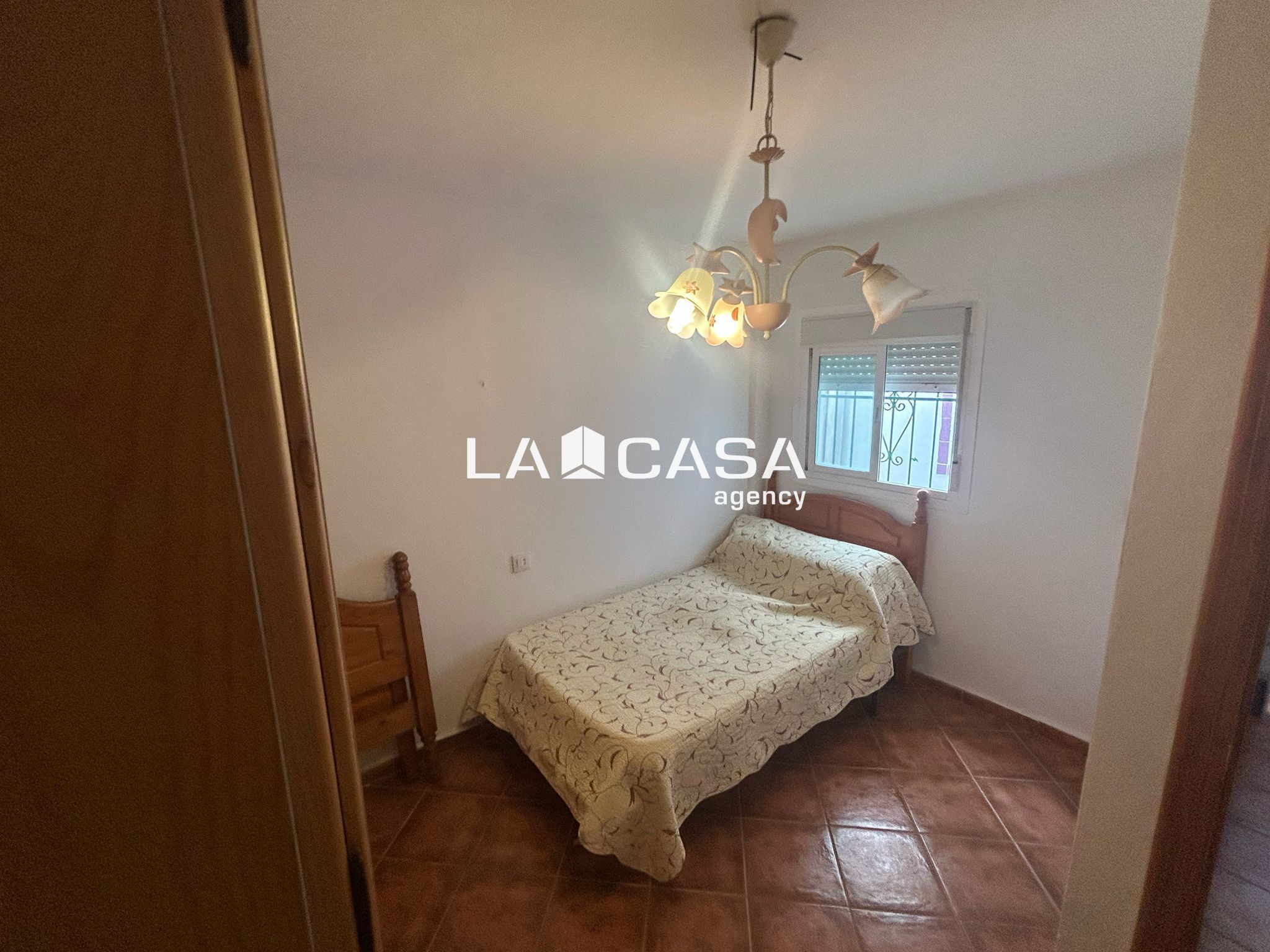 Casa o xalet en venda en La Línea de la Concepción amb Terrassa i Balcó