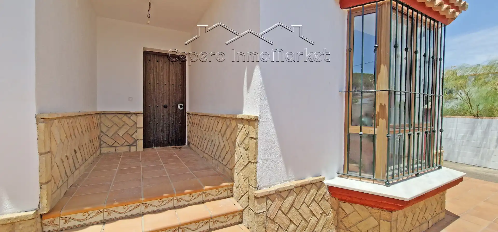 Einfamilien-Reihenhaus zum Verkauf in El Puerto de Santa María mit Privatgarten und Balkon