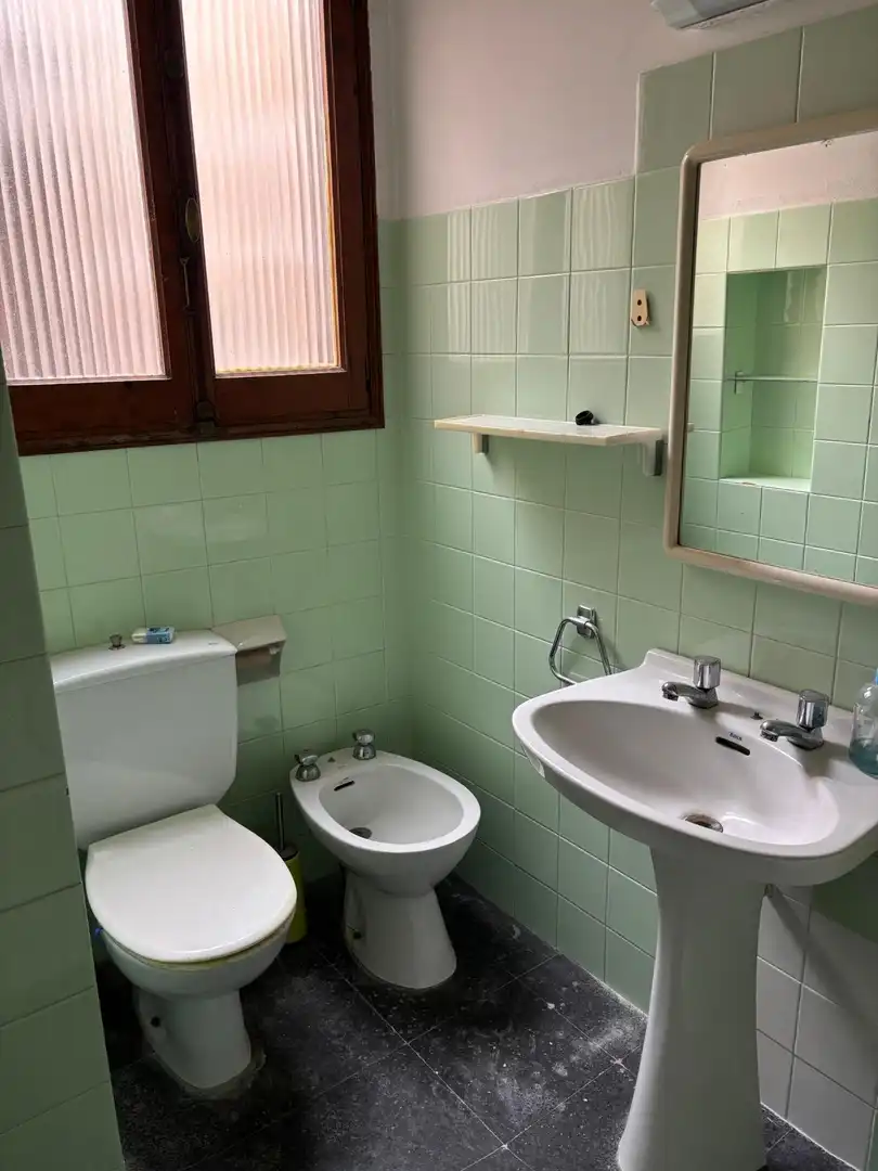 Baño de Piso en venta en Maó con Terraza y Balcón