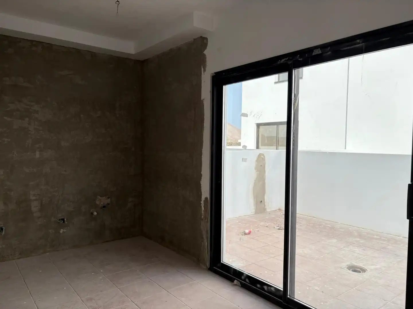 Casa adosada en venda en La Oliva amb Jardí privat