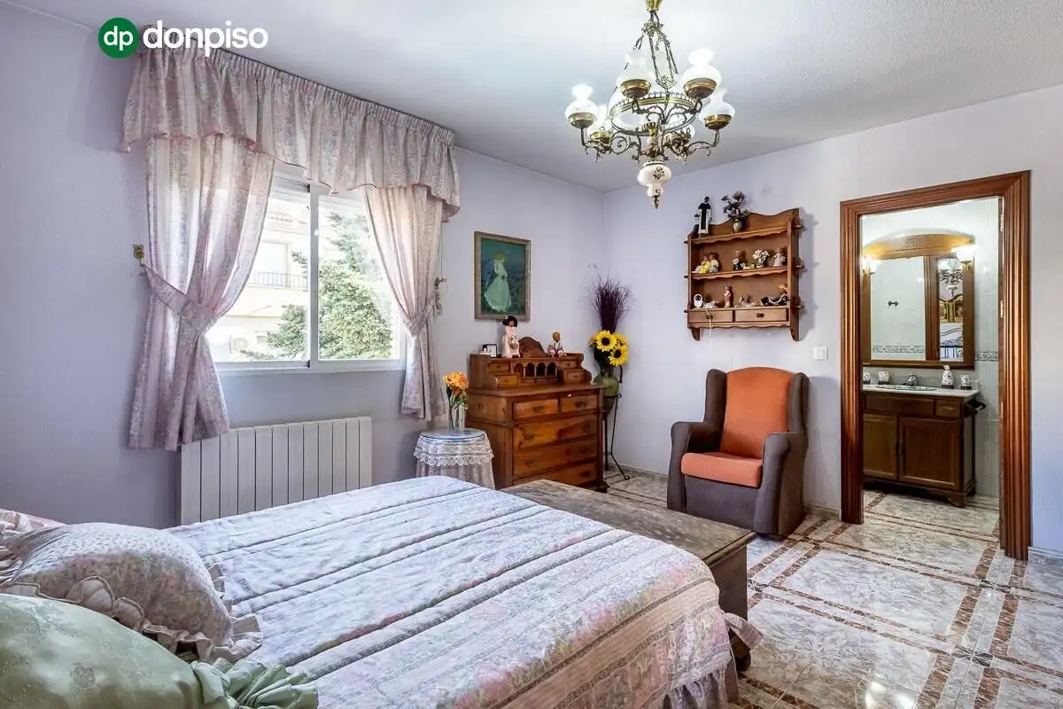 Casa con piscina en venta en Calle de las Cruces, imagen 19