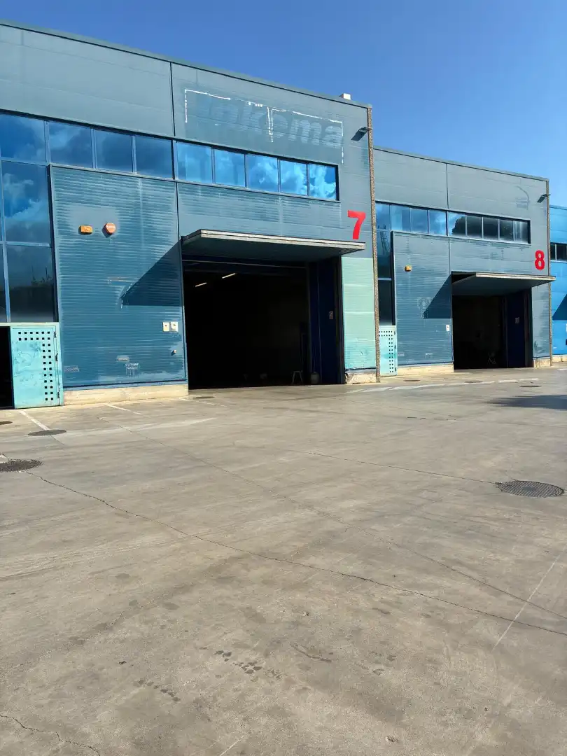 Parking de Nave industrial de alquiler en Parets del Vallès