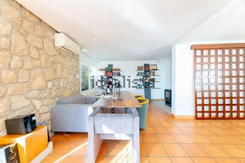 Sala de estar de Casa o chalet en venta en La Nucia con Aire acondicionado, Calefacción y Jardín privado