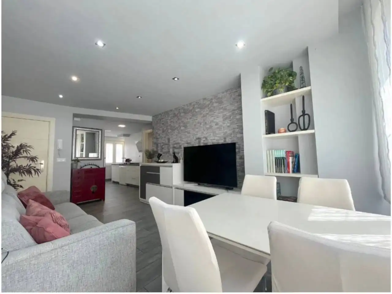 Sala d'estar de Pis en venda en Améscoa Baja amb Calefacció