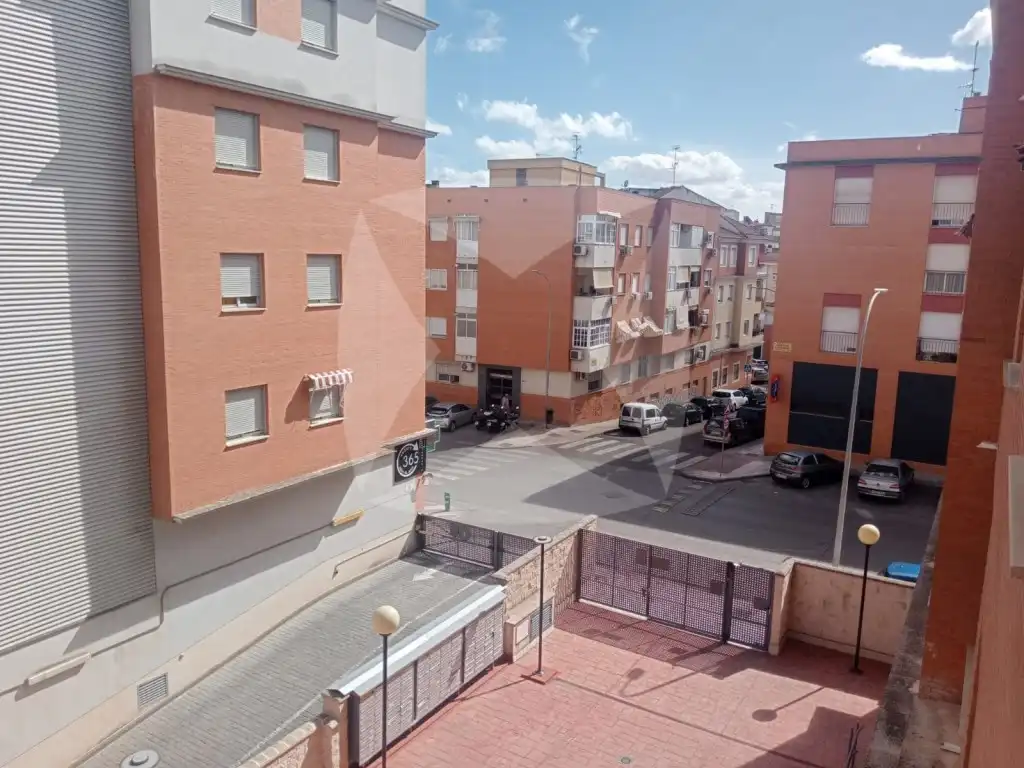 Pis amb piscina de lloguer a Calle Arguello Carvaj, imagen 6