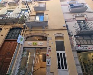 Vista exterior de Pis en venda en Figueres