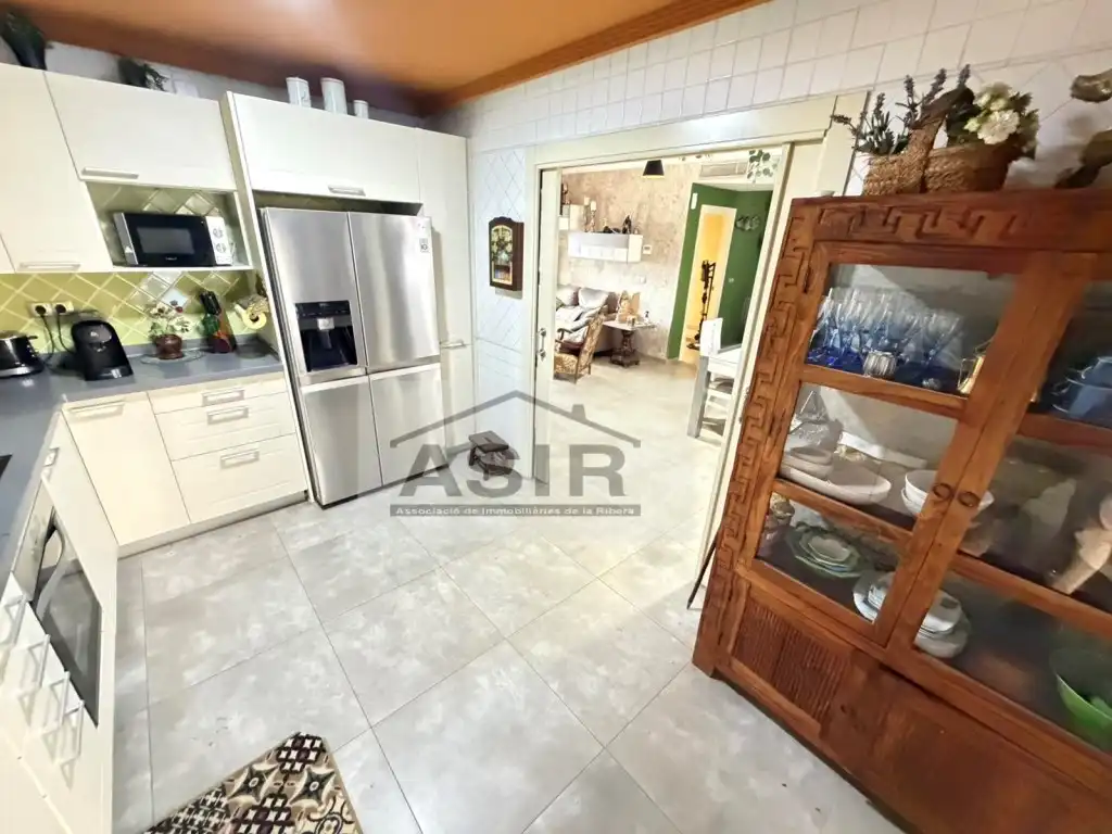 Cuina de Casa o xalet en venda en Alzira amb Terrassa i Piscina
