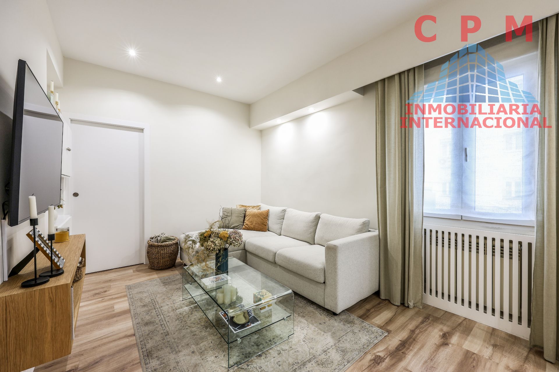 Sala d'estar de Pis de lloguer en  Madrid Capital amb Aire condicionat, Calefacció i Parquet