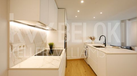 Piso completamente reformado con cocina abierta y balcones, imatge 4
