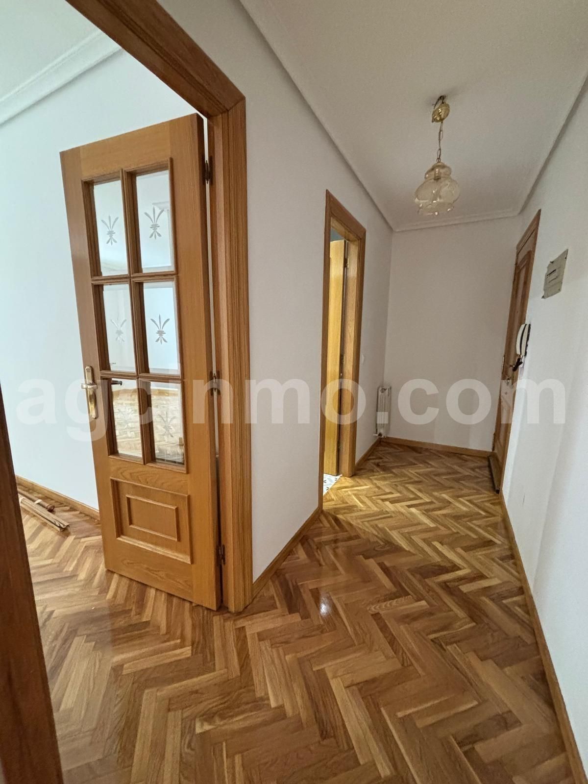 Flat to rent in Valladolid Capital  with Heating, Parquet flooring and Balcony