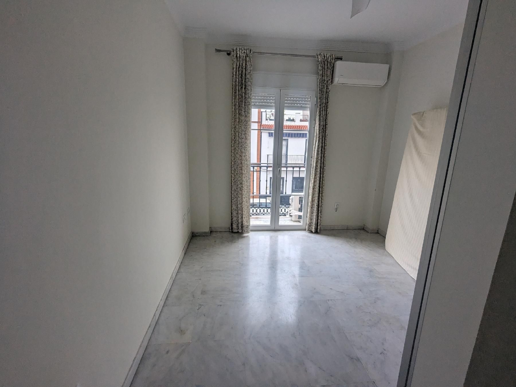 Dormitori de Pis en venda en Dos Hermanas