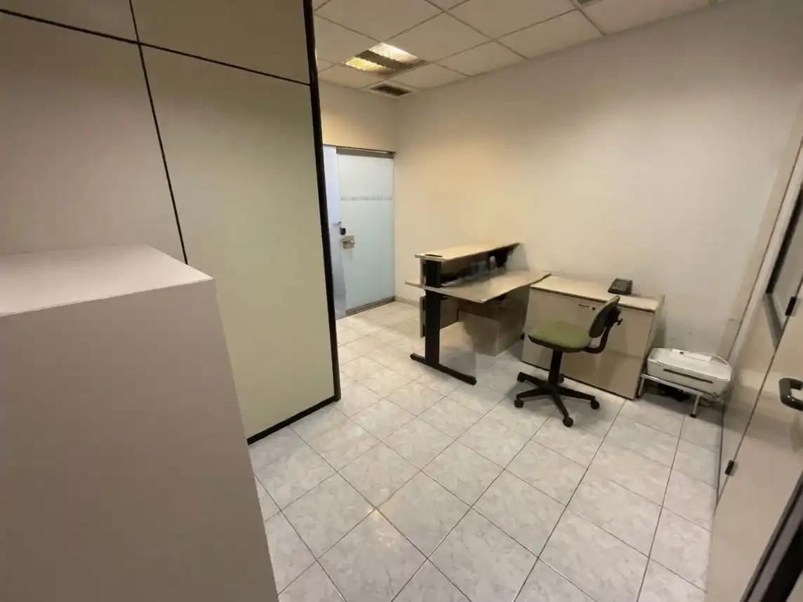 Oficina en venda en Sant Cugat del Vallès amb Aire condicionat, Calefacció i Internet