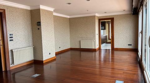 Foto 3 de Pis de lloguer a Praza Francisco Fernández del Riego, S/n, Plaza España - Corte Inglés, Vigo