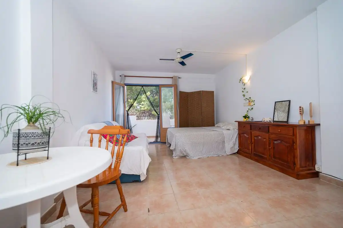 Habitación de Estudio en venta en Sant Joan de Labritja con Calefacción, Jardín privado y Piscina