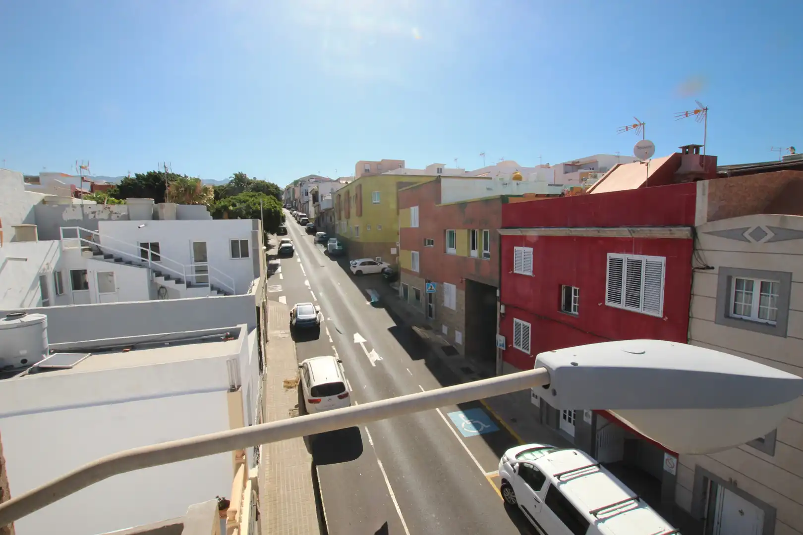 Vista exterior de Casa o xalet en venda en Telde amb Terrassa, Traster i Balcó