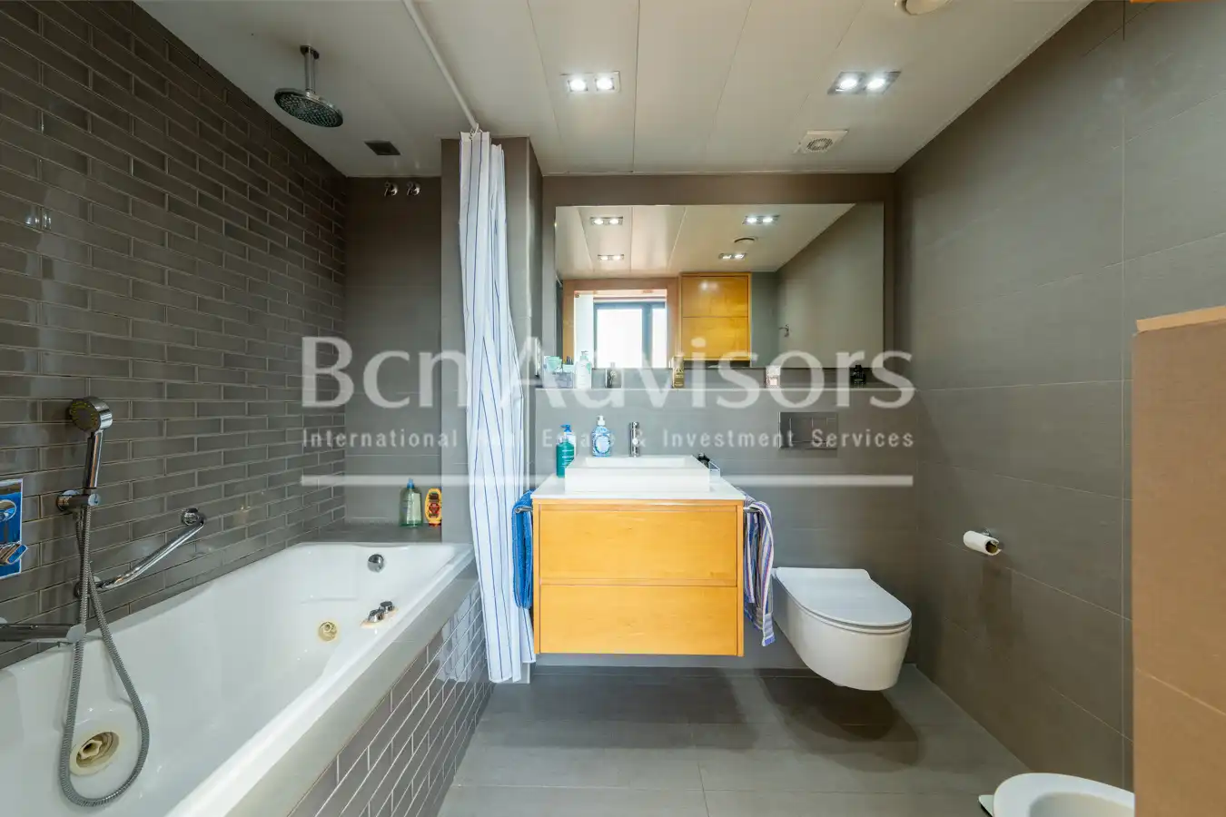 Baño de Piso en venta en Barcelona con Aire acondicionado, Calefacción y Parquet