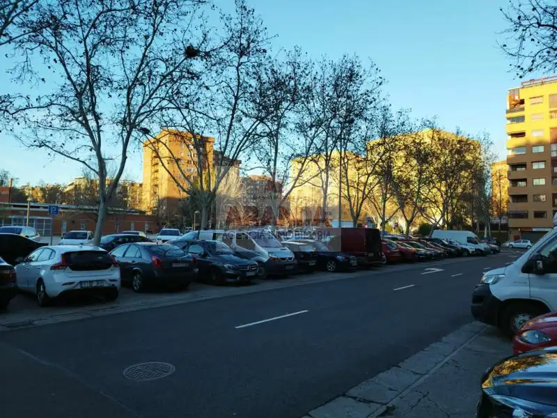 Parking de Local en venta en Zaragoza