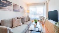 Sala d'estar de Apartament de lloguer en  Madrid Capital amb Aire condicionat