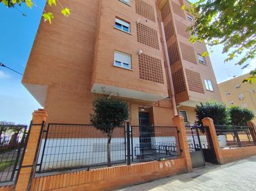 Piso con ascensor en venta en Calle Calle Isidro Pacense