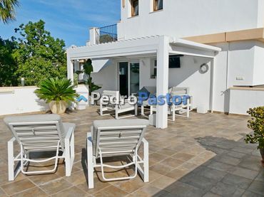 Àtic amb piscina en venda a Las Marinas / Les Marines