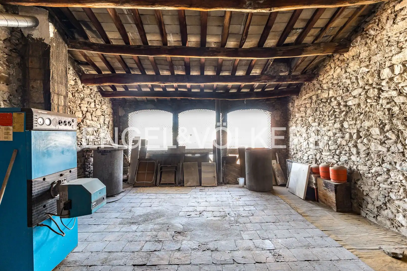 Casa adosada en venda en Sant Vicenç de Castellet amb Calefacció i Jardí privat