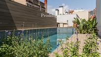 Swimming pool of Single-family semi-detached for sale in  Barcelona Capital  with Air Conditioner, Terrace and Swimming Pool