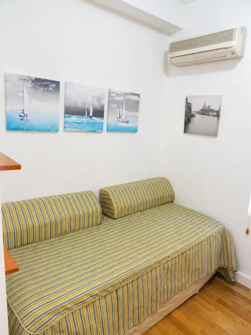 Habitación de Piso de alquiler en Madrid con Aire acondicionado, Calefacción y Amueblado