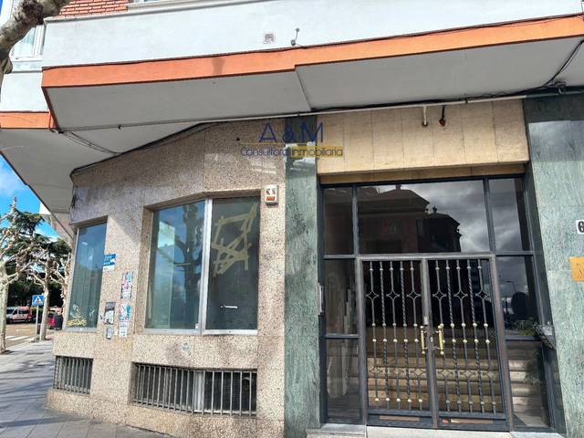 Local comercial en Venta en Facultad Veterinaria en San Claudio - La Chantría
