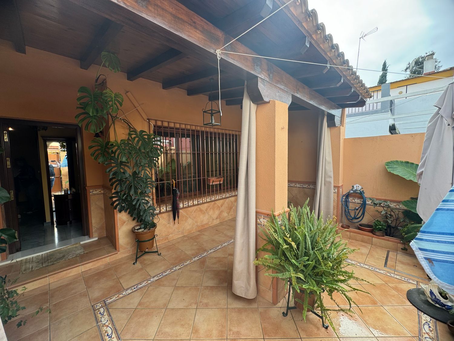 Terrace of House or chalet for sale in Dos Hermanas  with Air Conditioner, Private garden and Terrace