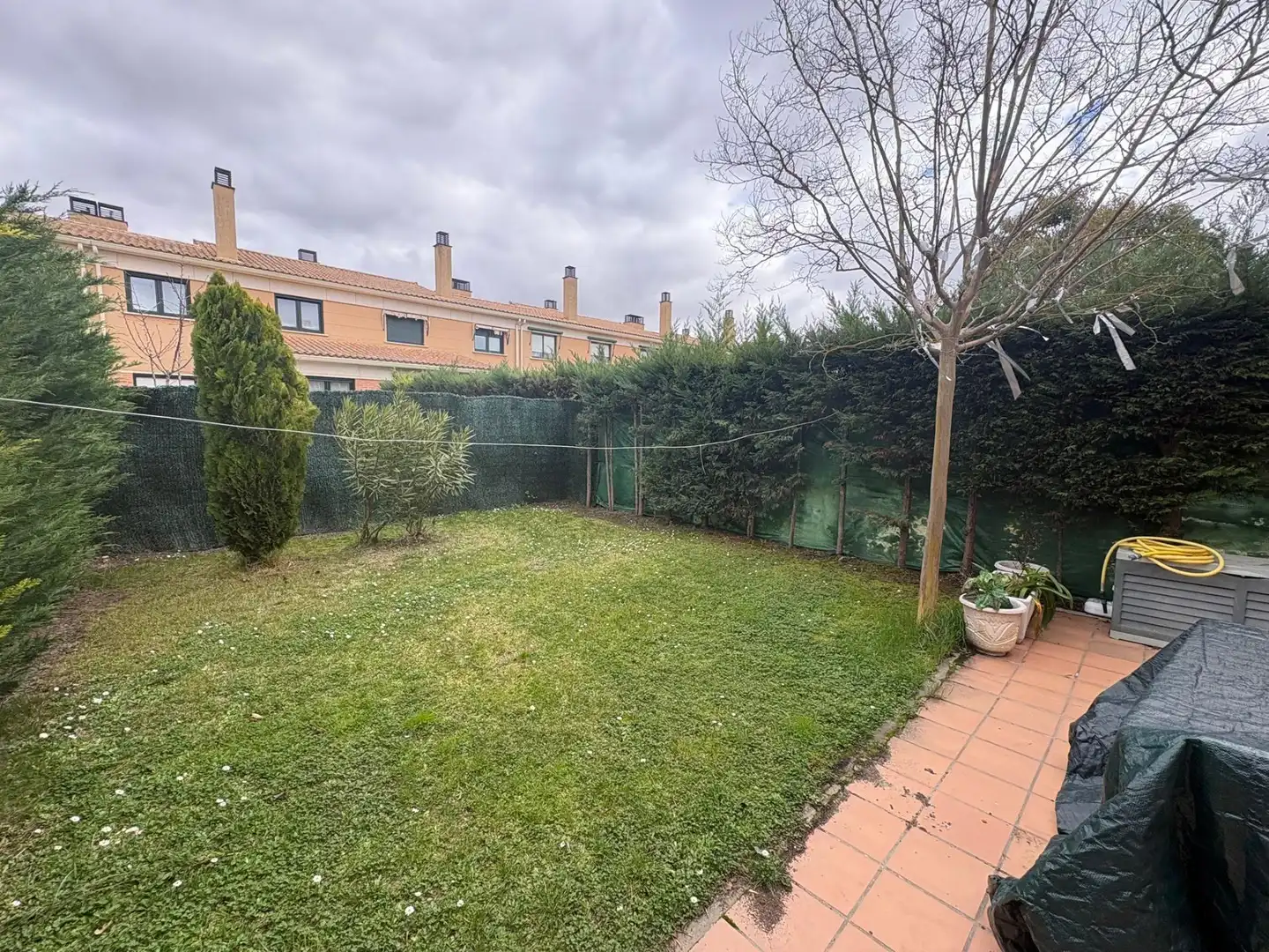 Jardí de Casa adosada en venda en Valladolid Capital amb Calefacció, Jardí privat i Traster