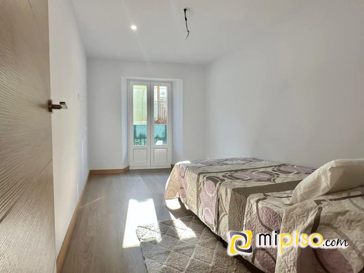 Habitación de Piso en venta en Laredo con Calefacción, Amueblado y Balcón