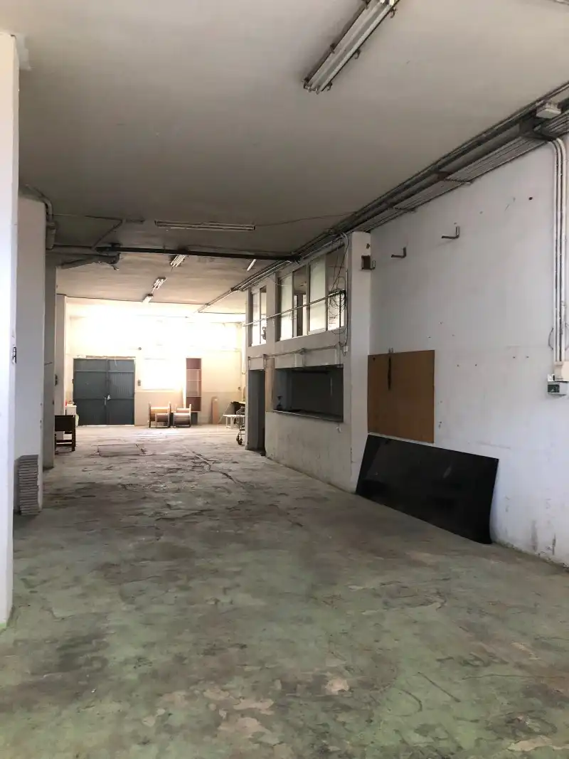 Local commercial à vendre à Carrer Jaume I, imagen 4