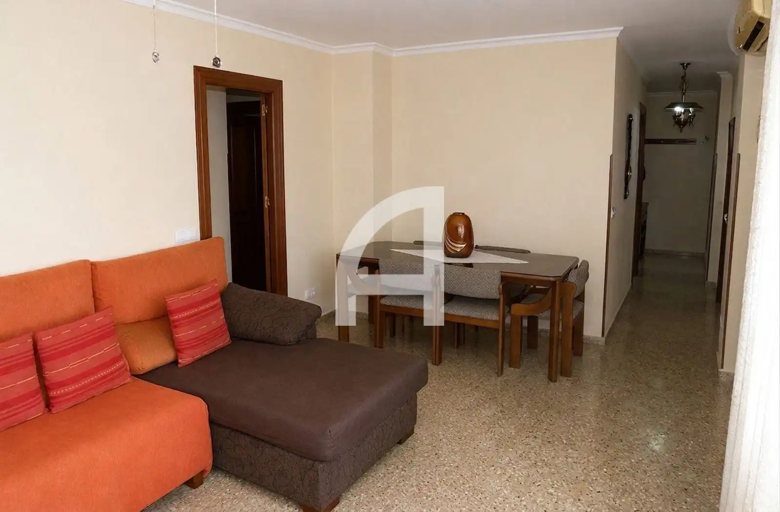Sala d'estar de Pis en venda en Fuengirola amb Aire condicionat, Calefacció i Terrassa