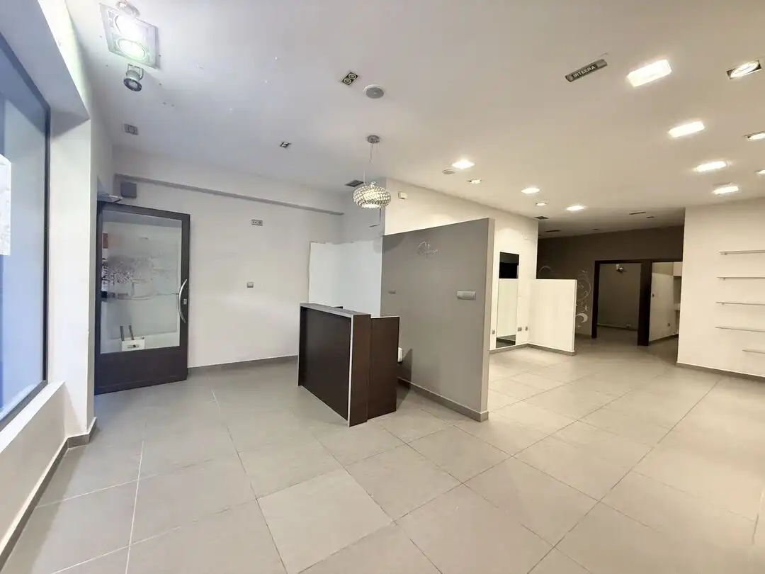 Local comercial en alquiler en San Bartolome Kalea, imagen 6